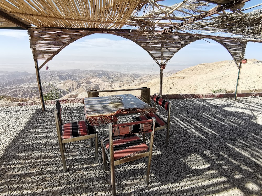 Al Borj rest - مطاعم في الطفيلة