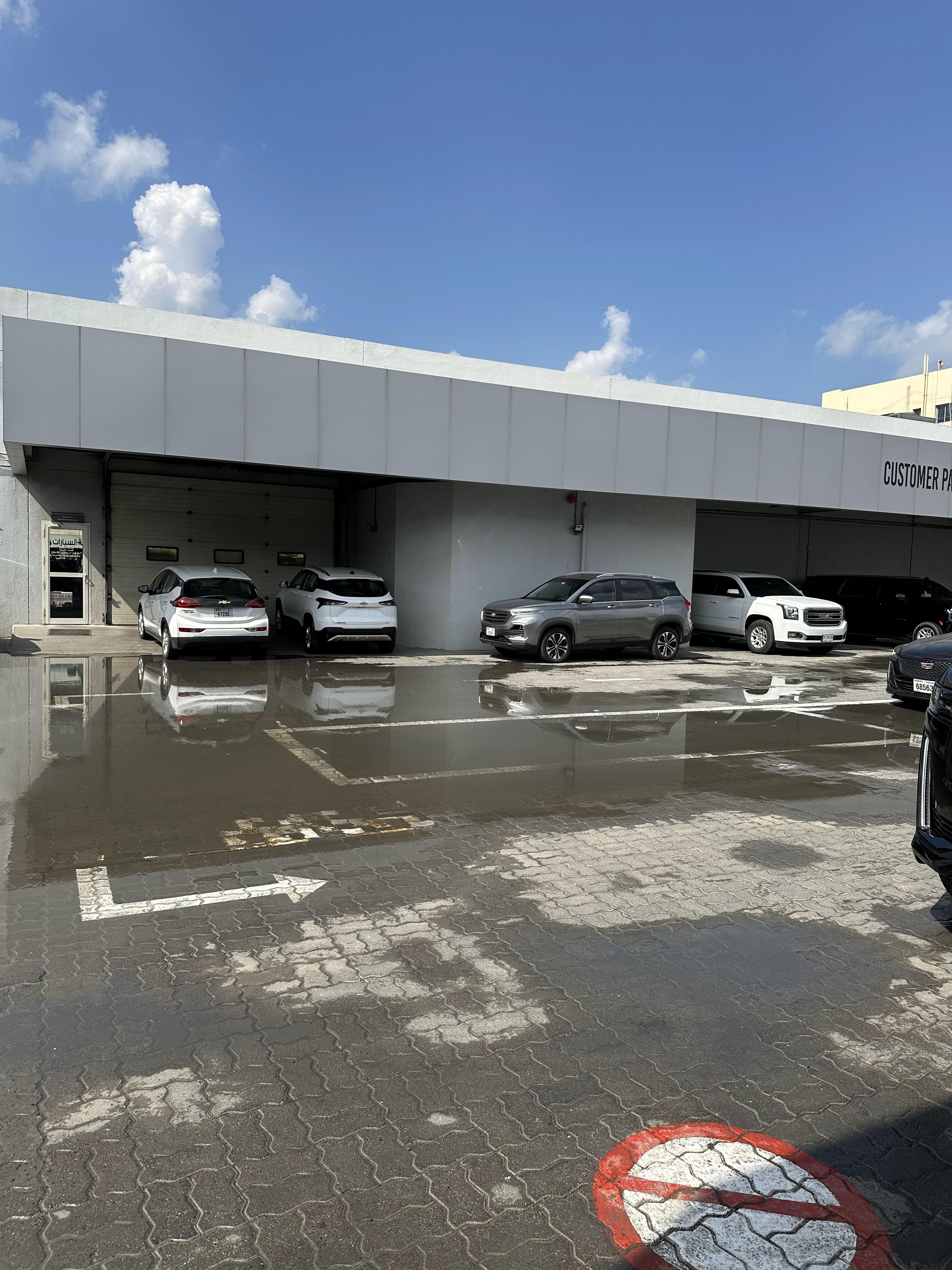 Al Ghandi Auto Service Sharjah - الكندي للسيارات مركز الصيانة الشارقة - خدمات سيارات في الشارقة