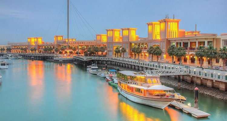 Al Sharooq Hypermarket - سوبرماركت في جنوب الباطنة