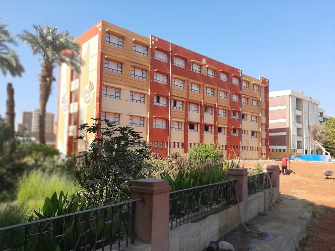 المدرسة الثانوية الميكانيكية - مدارس في سوهاج