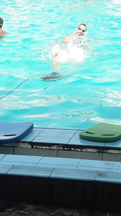 المركز الرياضى للفتيات بالعجوزة - صالات رياضية في الجيزة