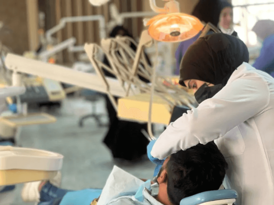 عيادة طبيب الاسنان امجد الكركوشي - عيادات أسنان في كربلاء