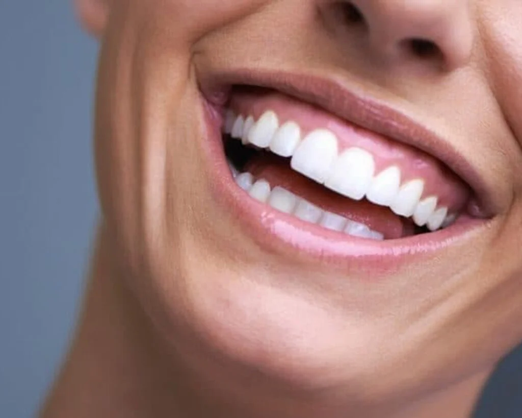 عيادات شام لطب الأسنان والجلديه - عيادات جلدية في الدمام