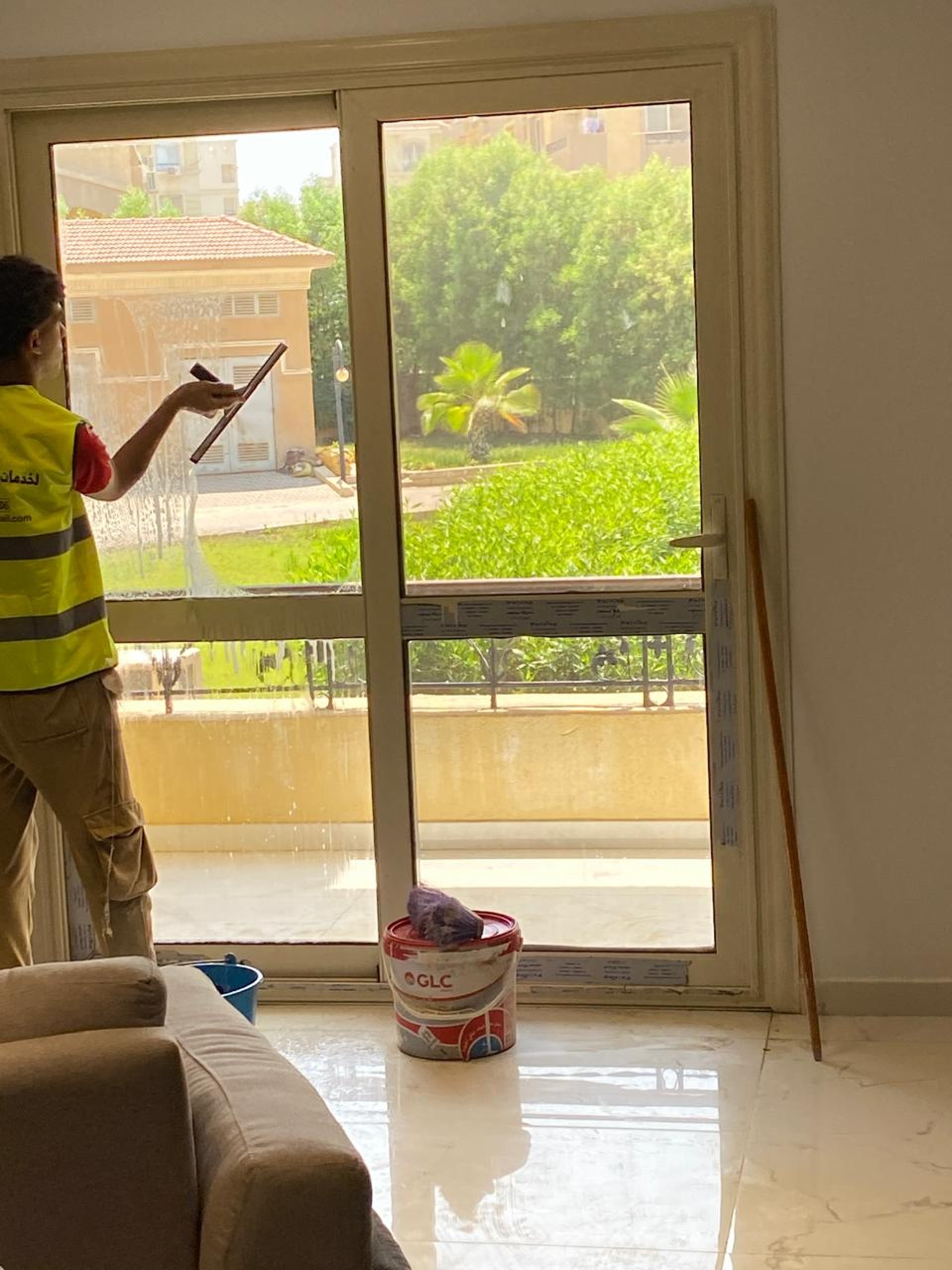 بلاتينيوم لخدمات النظافة المتكاملة وتنظيف الواجهات الزجاجية - شركات تنظيف في الجيزة