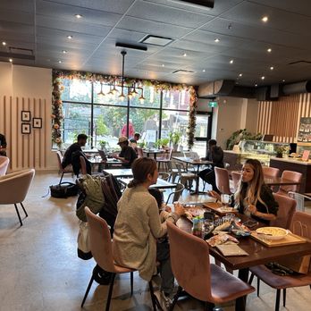 CAFÉ 93° - كافيهات في الوسطى