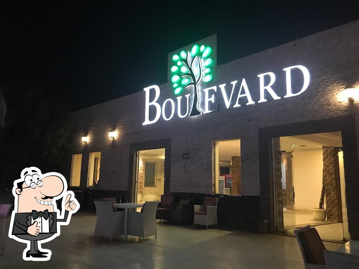 Cafe boulevard كافيه بوليفرد كفر الجزار بنها - كافيهات في القليوبية
