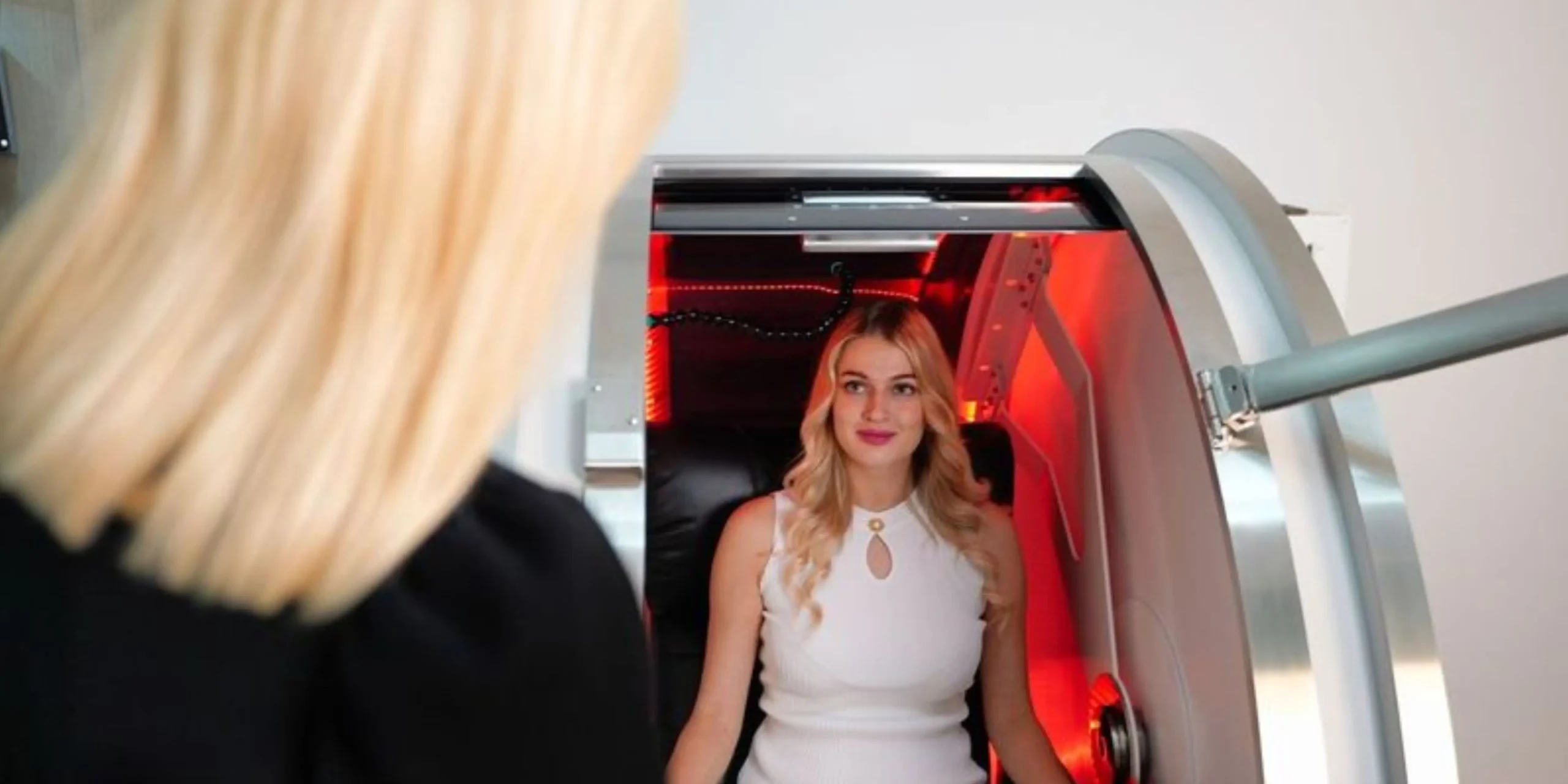 Carewell Clinics | عيادة كيرول للتجميل - مراكز طبية في دبي