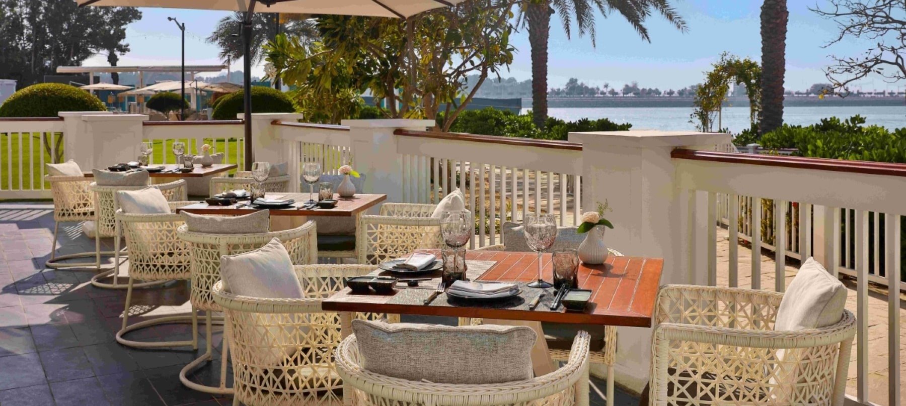 Catch at St. Regis - مطاعم في أبوظبي