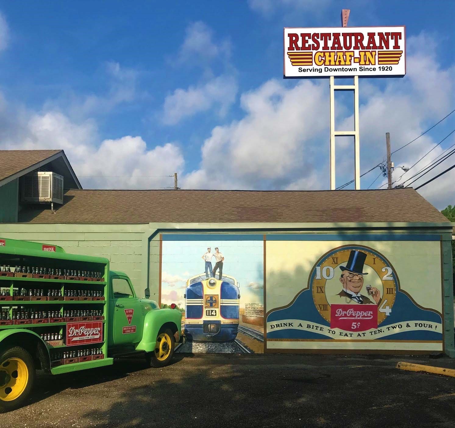 Chaf chaf cafe - حلويات في مسندم