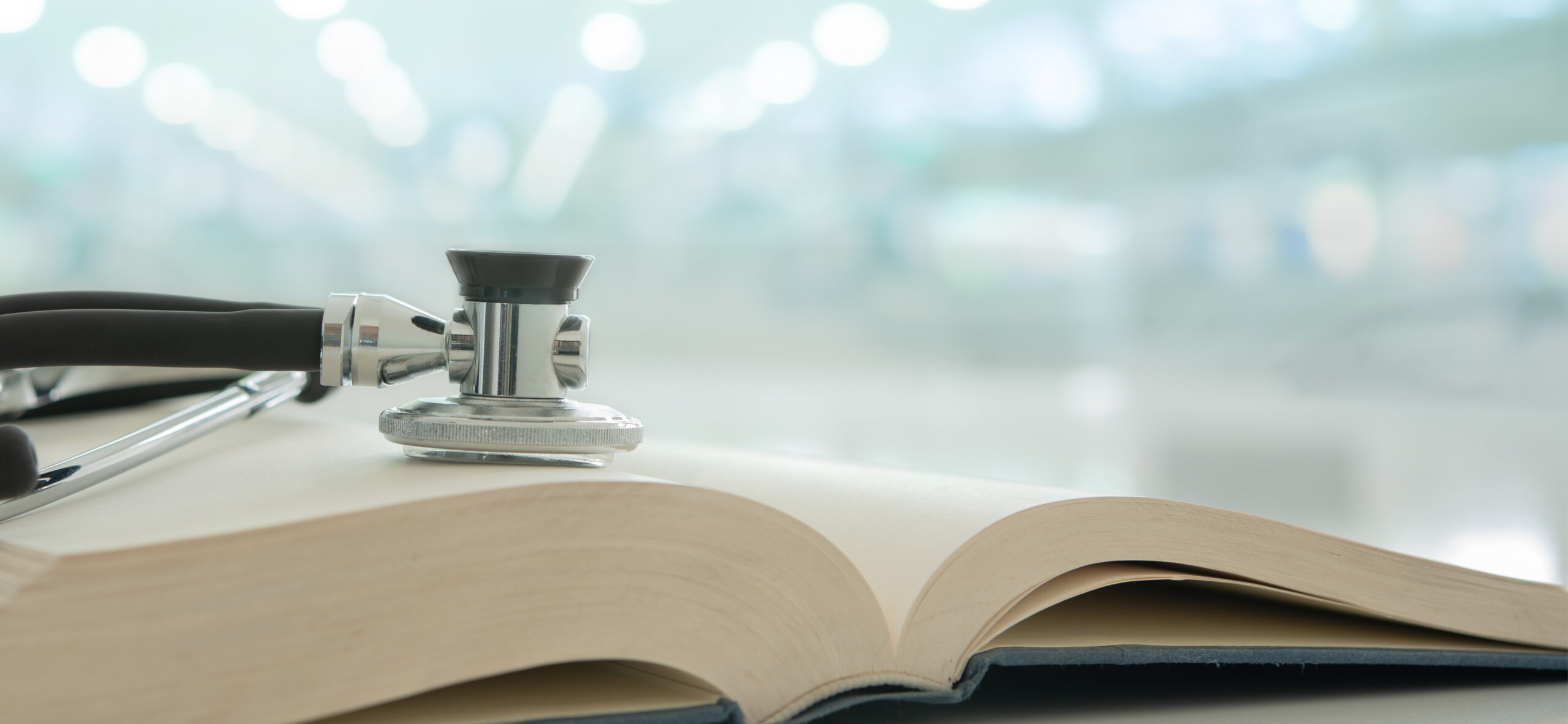 Chromaderm Health Center - زراعة الشعر في الجهراء