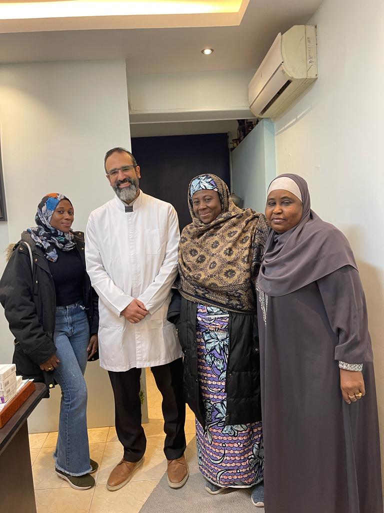 دكتور حليم ماهر (جلدية - تجميل - امراض ذكورة)عيادة السويس DR Halim Maher Clinic - زراعة الشعر في السويس