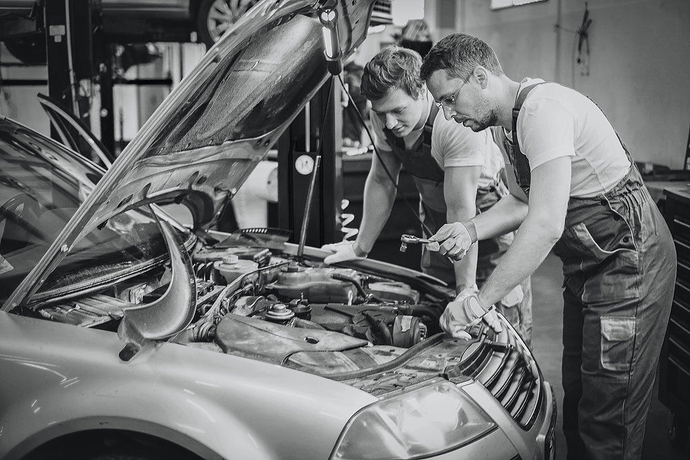 Elite Motors Services - The Elite Cars Aftersales Service Center - خدمات سيارات في دبي