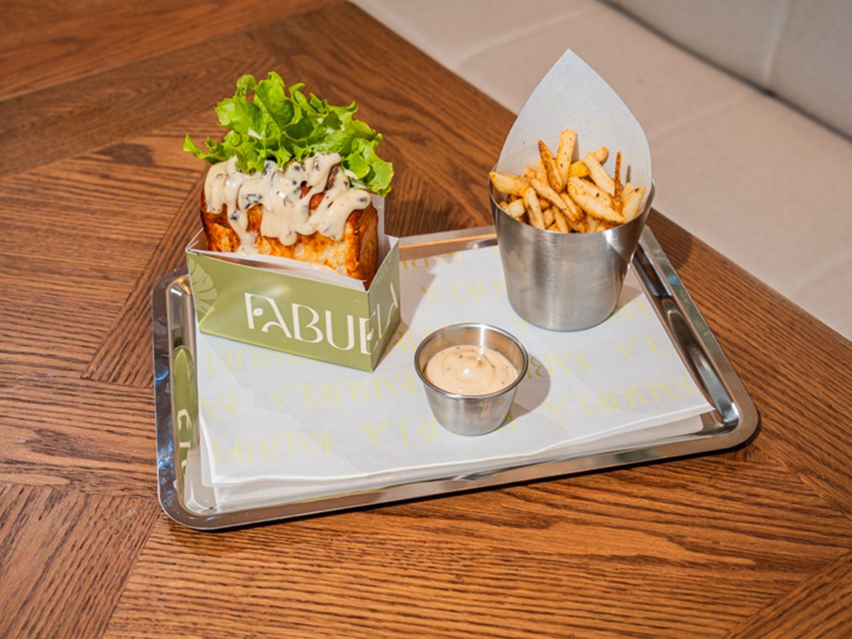 Fabuela Cafe & Brunch | فابوێلا کافێ - كافيهات في أربيل