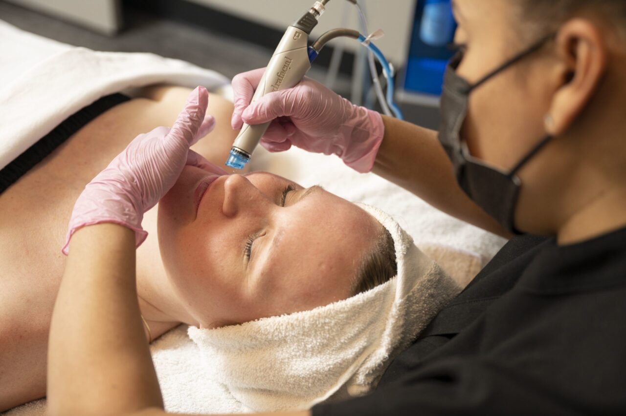 Face clinic - عيادات في المنيا