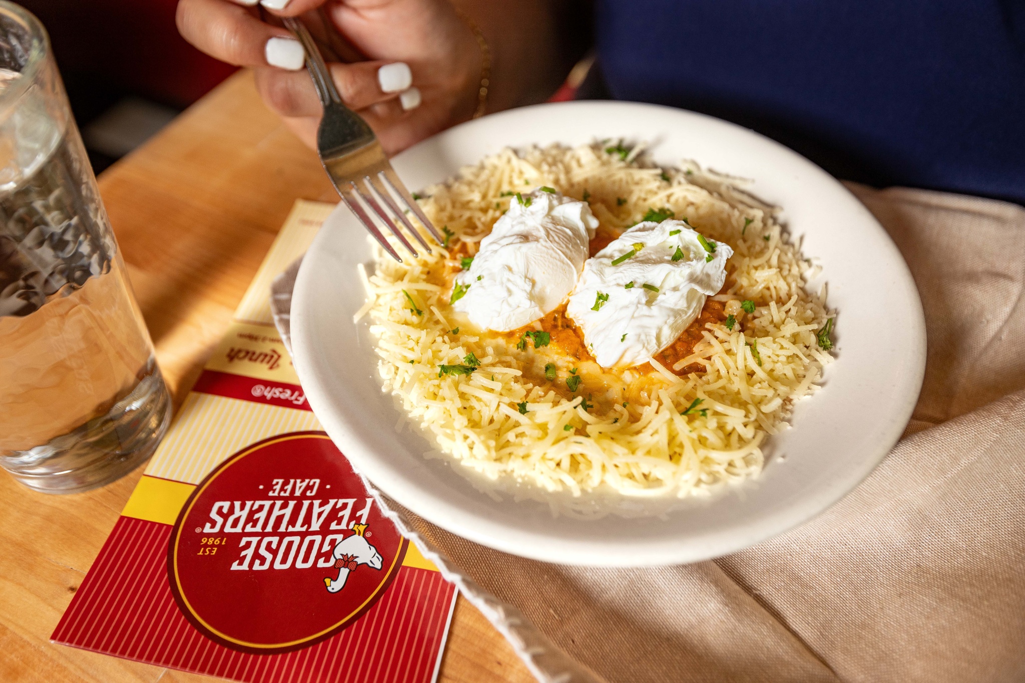 Feathers Café - كافيهات في الفجيرة