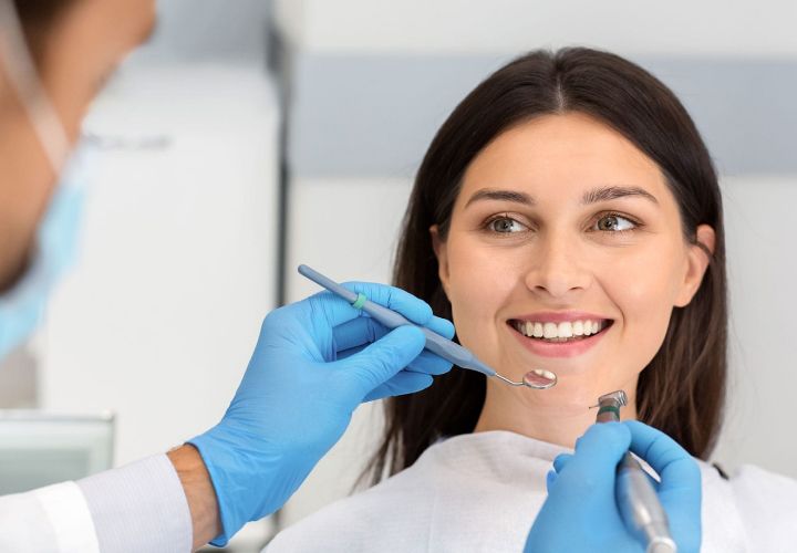 First Medical Center - Muraqabat - مراكز طبية في الشارقة