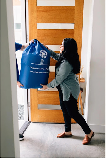 First wash laundry service - شركات تنظيف في مكة المكرمة