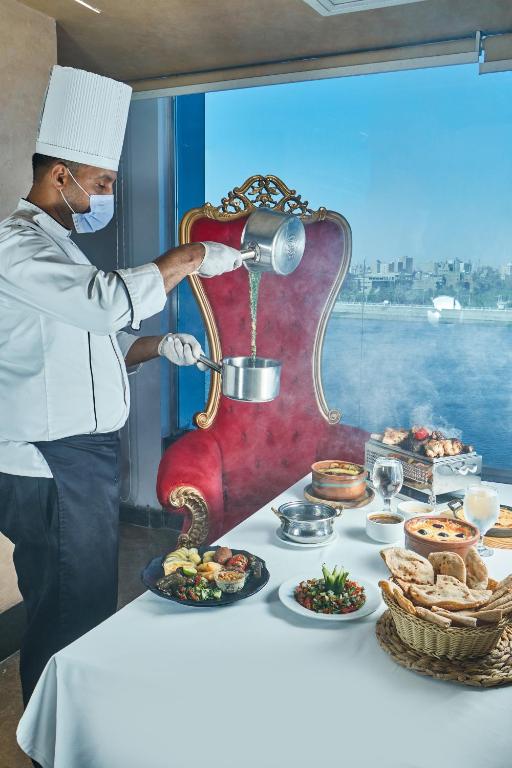 فندق الفنار ازور - فنادق في سوهاج