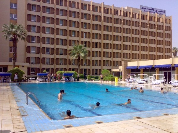 فندق التاج - فنادق في بغداد