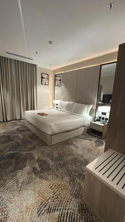 فندق حياة تاون - فنادق في حقل