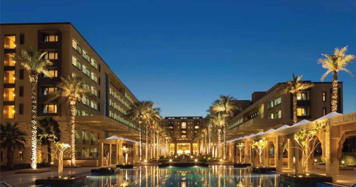 فندق ومنتجع جميرا شاطئ المسيلة - فنادق في العاصمة