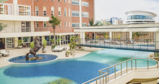 فندق ومنتجع موڤنبيك - فنادق في حولي