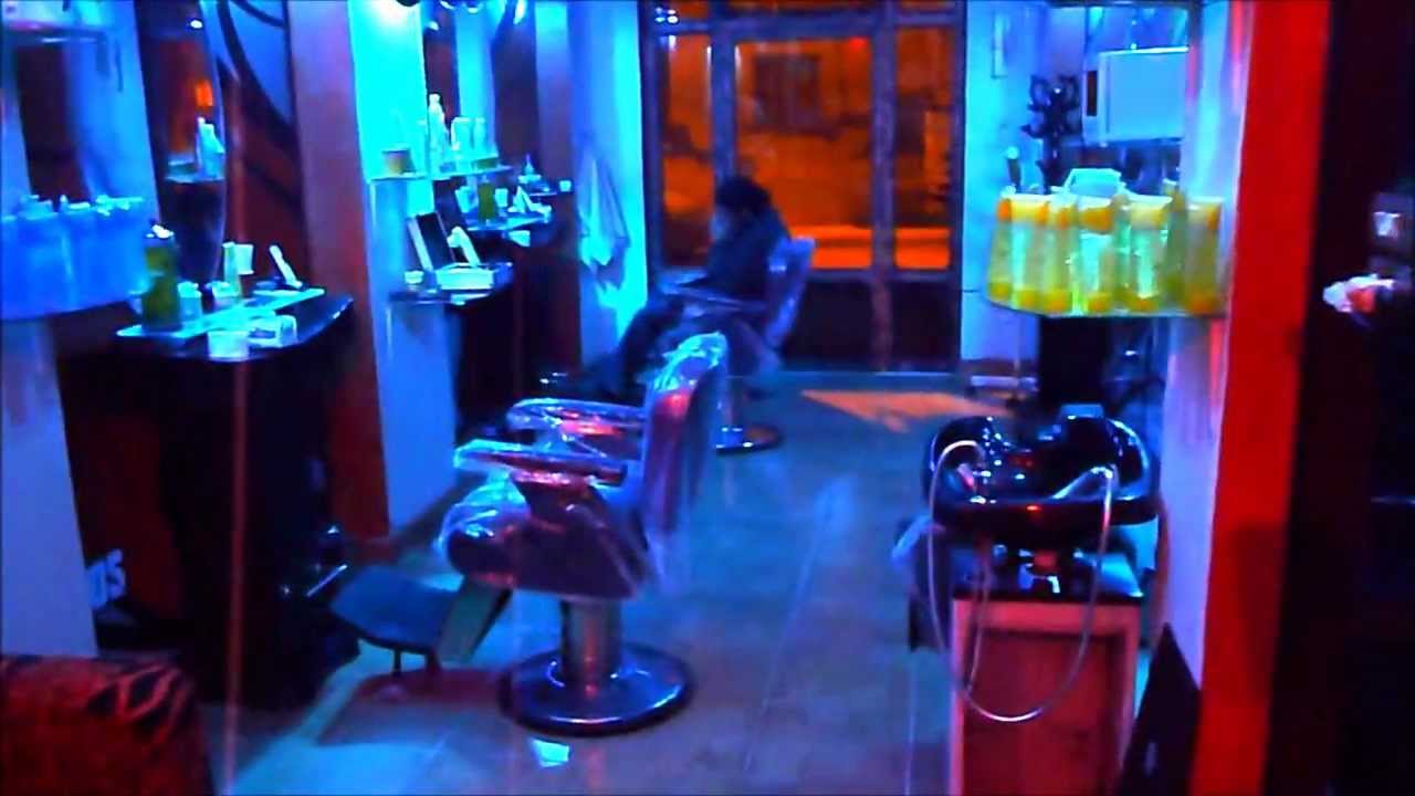 فريندس للعنايه بالشعر والبشره - مراكز تجميل في دمنهور