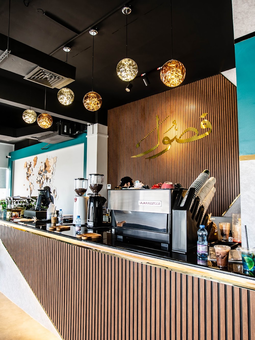 Fusul Cafe فصول كافيه - كافيهات في الداخلية