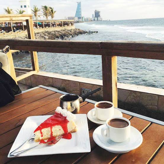 فيو البحر مطعم وكافية - كافيهات في مكة المكرمة