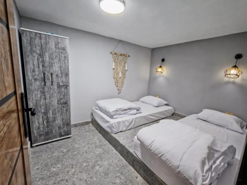 Galaxy Hostel - فنادق في الإسكندرية