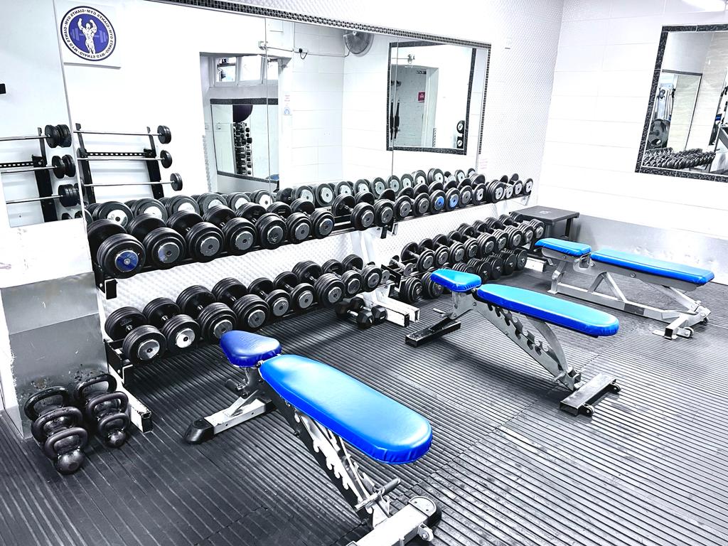 Giants Gym - صالات رياضية في مطروح