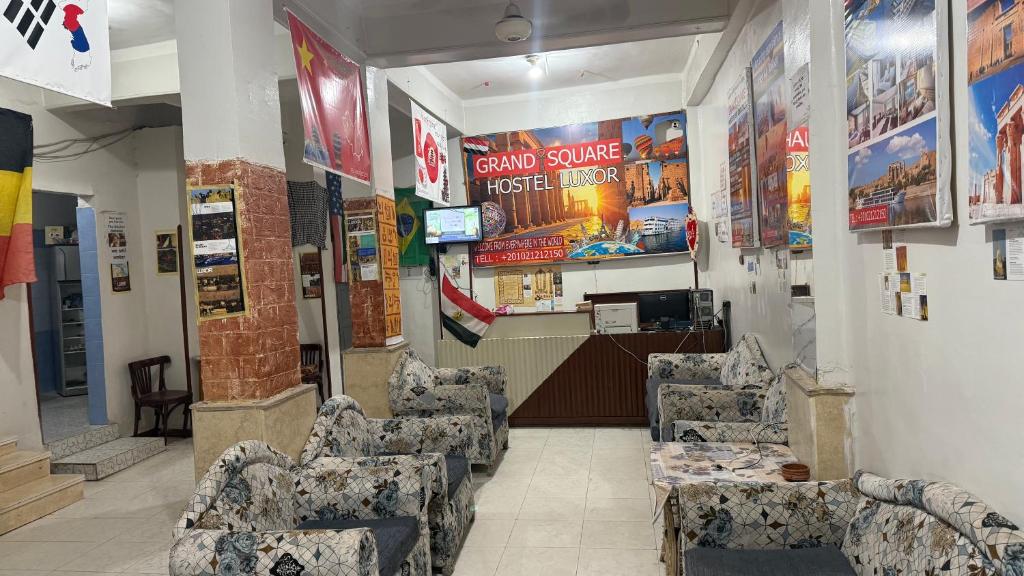Grand Square Hostel Luxor - فنادق في الأقصر