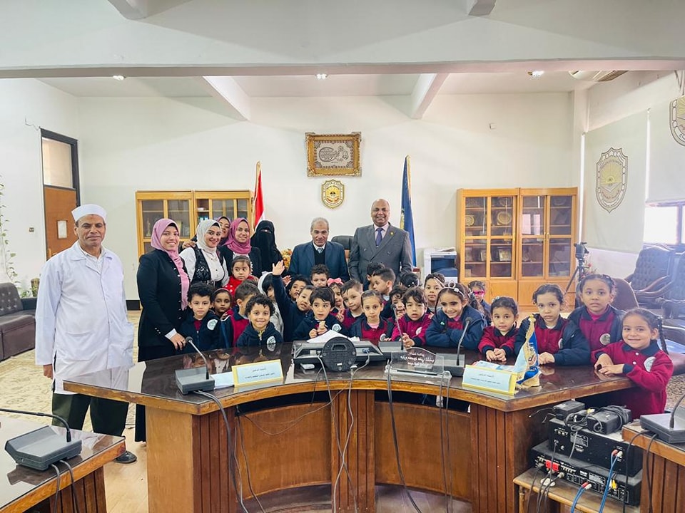 حضانة درب الصالحات - مدارس في سوهاج