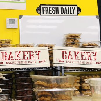 Hot Breads Bakers and Confectioners Maarid - مخابز في رأس الخيمة