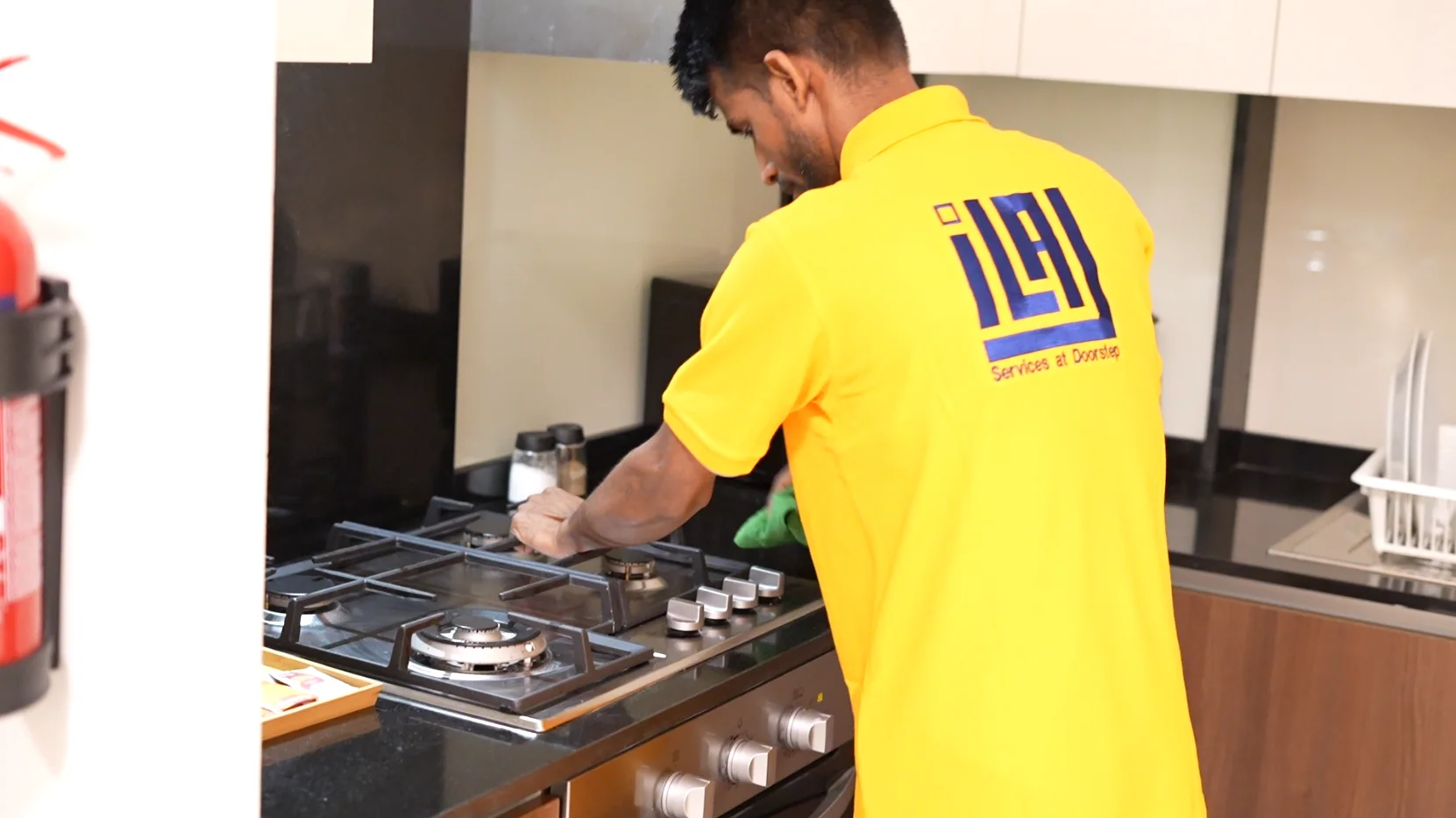 Ilaj Services - شركات تنظيف في دبي