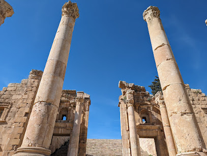 كافيه الجرادات وعصائر طبيعية - كافيهات في جرش