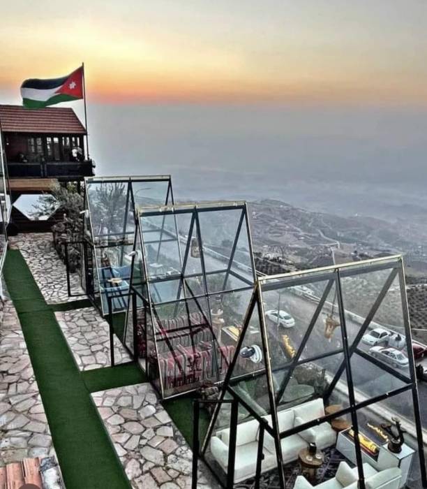 كافيه كوخ الجبل - كافيهات في البلقاء