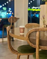 كافيه تسعه ) كافيه كافيين ناين للقهوه المختصة ) - كافيهات في مكة المكرمة