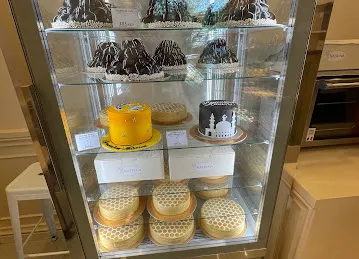 Katrina Sweets and Confectionery (Coffee and Cakes) - Sustainable City - حلويات في دبي