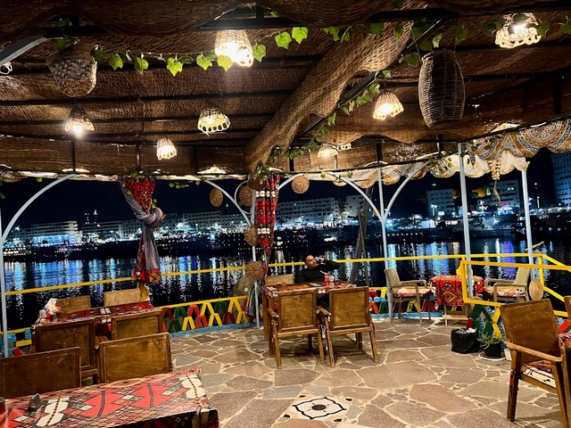 King Jamaica Restaurant & Café – Best Restaurant in Aswan - كافيهات في أسوان
