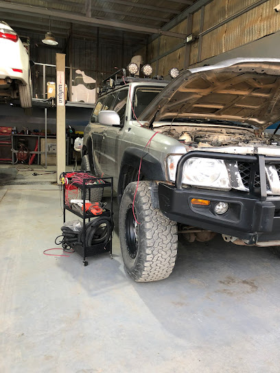 كنان لصيانة و تعديل السيارات - خدمات سيارات في الرياض