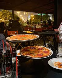 كريزي بيتزا - مطاعم في الرياض