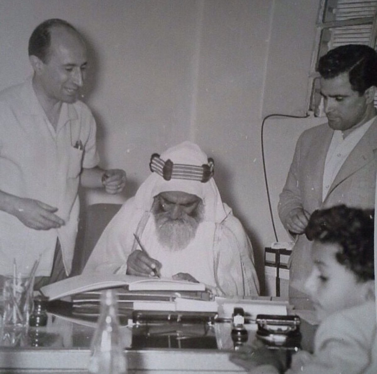 كوزموسيرج - مراكز تجميل في عجمان