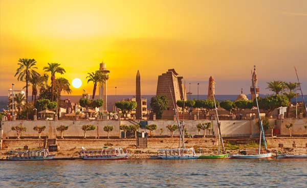 La Rina - مراكز تجميل في الأقصر