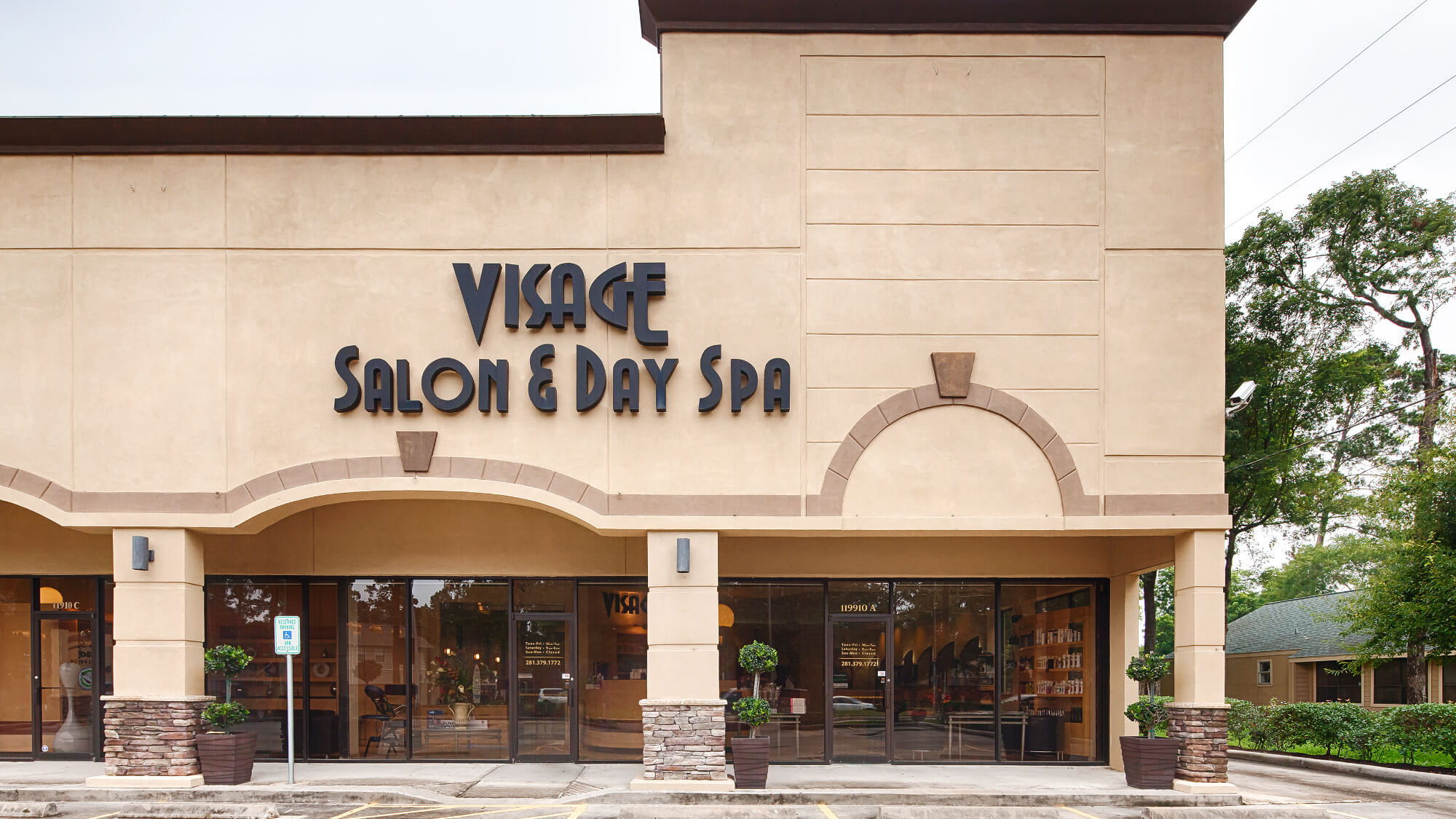 La Visage Salon - مراكز تجميل في الدوحة