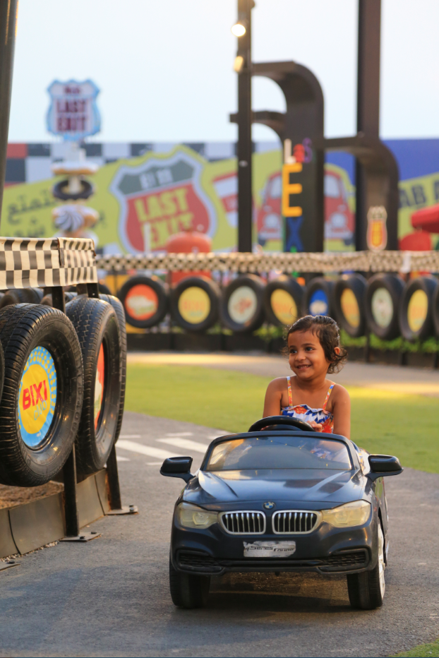 لاست اكزت الخوانيج - مطاعم في الشارقة