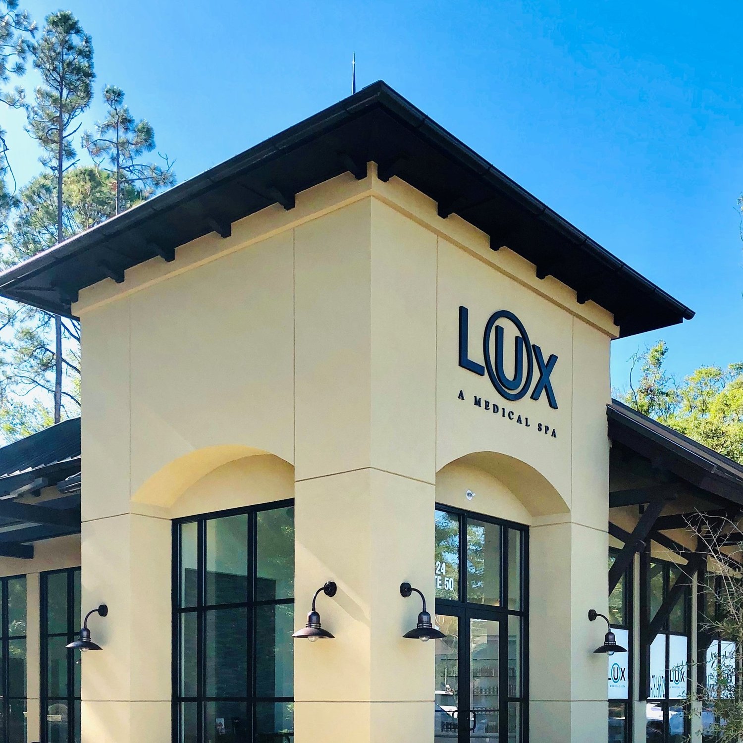 LuxoLook Beauty Clinic - مراكز تجميل في كركوك