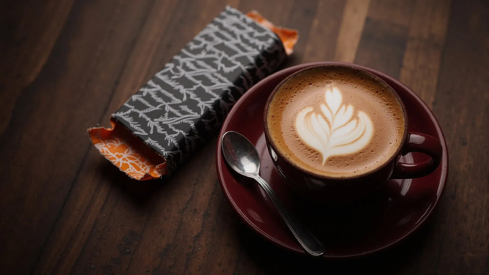 ليت لاونج كافيه - كافيهات في دبي