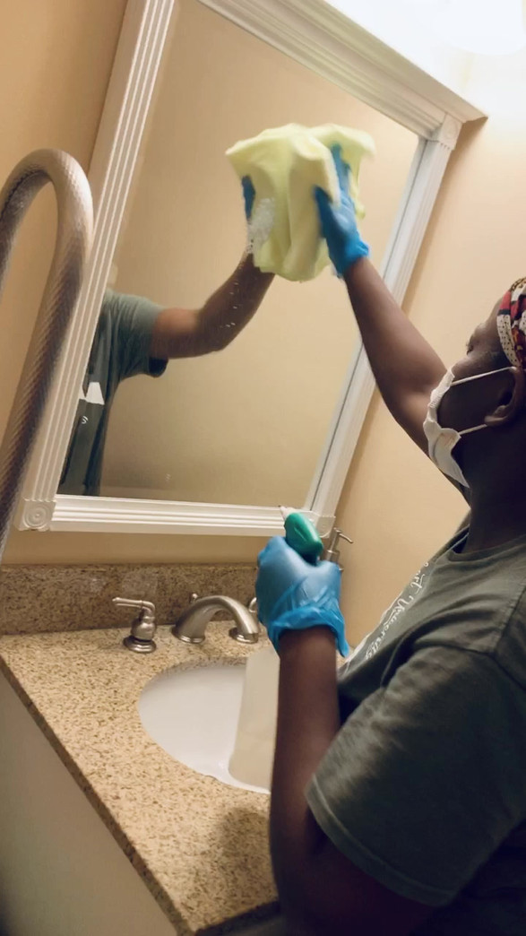 Mama Lola Cleaning Services - شركات تنظيف في دبي