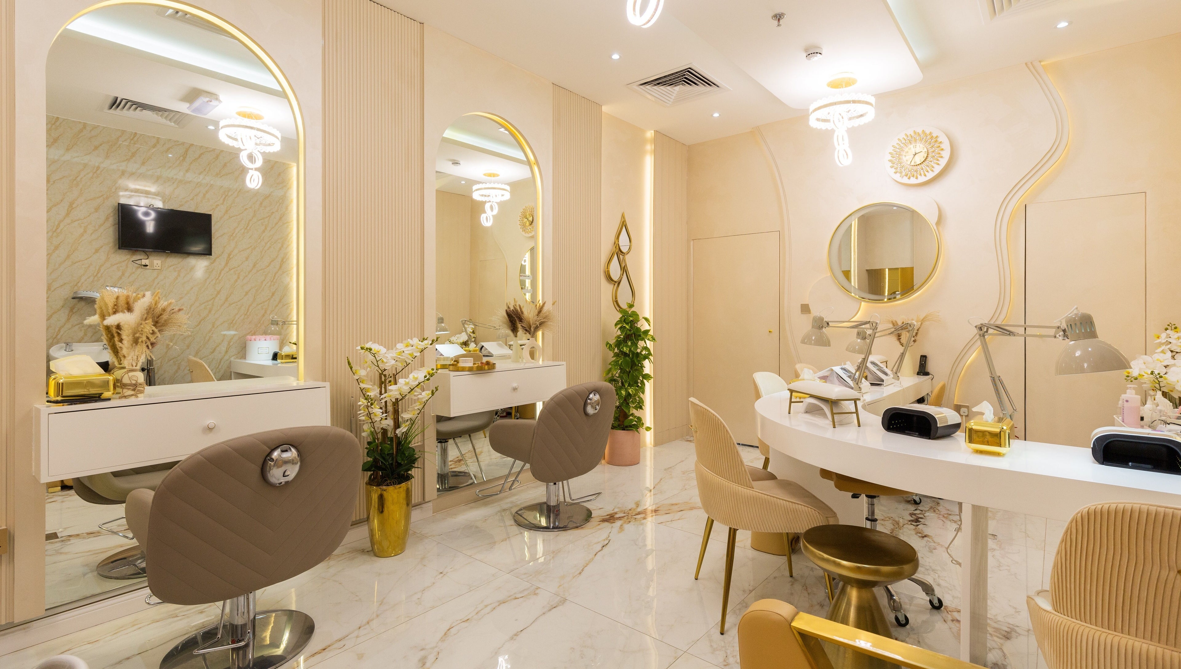 Manizha Vibes Beauty salon - صالونات تجميل في دبي